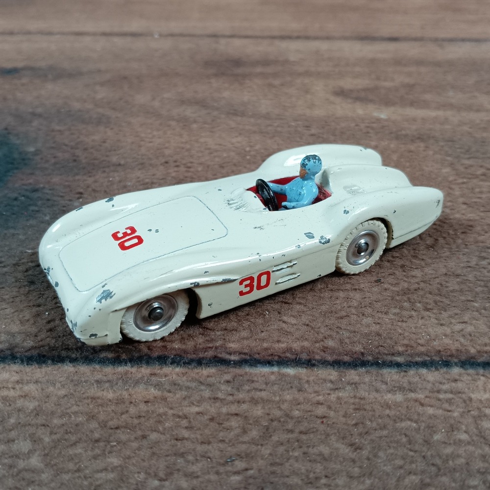 Dinky Toys 237 Mercedes Benz W196 Racing Car White Number 30 Vintage Diecast